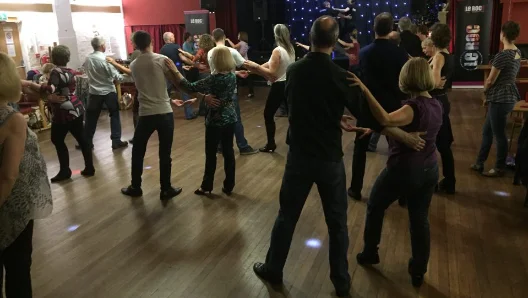 leroc dance class in a venue